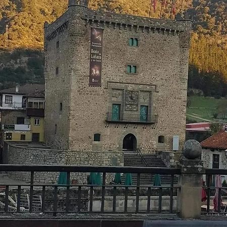 Apartamento Poco Trigo En Potes Bagian luar foto